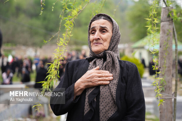 تشییع شهید علی غلامی در روستای آلیان فومن