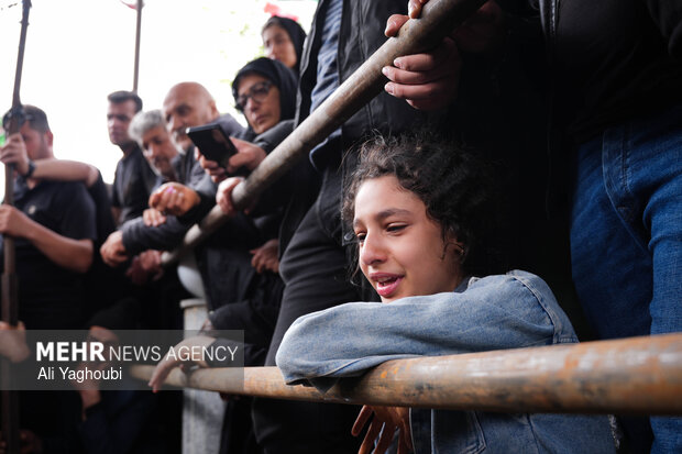 تشییع شهید علی غلامی در روستای آلیان فومن