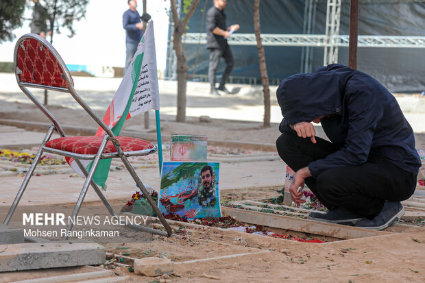 وداع با پیکر شهدای حملات صهیونی-آمریکایی