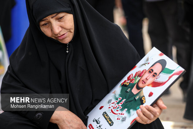 وداع با پیکر شهدای حملات صهیونی-آمریکایی