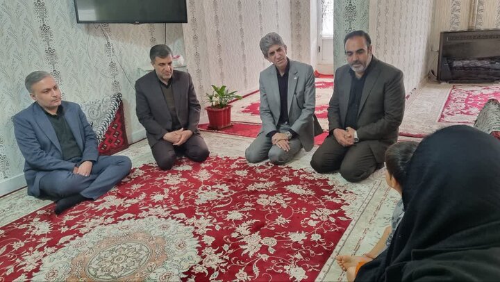مدیرکل بهزیستی استان کرمانشاه به سنقروکلیایی سفر کرد