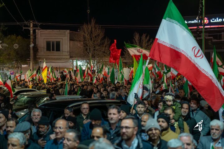 سی وششمین شب صلابت وایستادگی مردم خمین در بیعت با رهبر معظم انقلاب