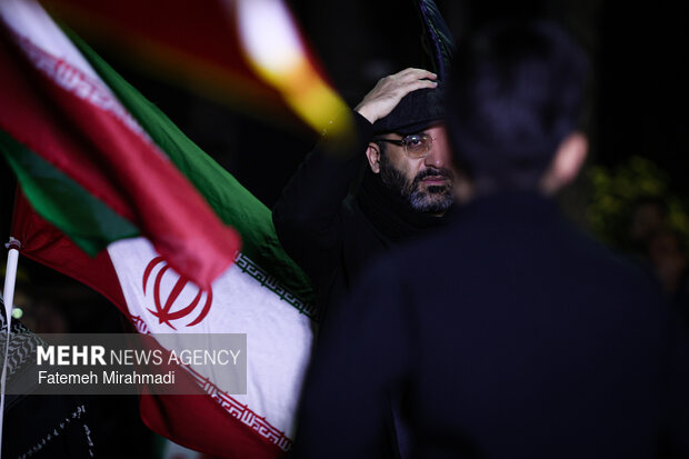 اجتماع حمایت از رزمندگان در مقابله با دشمن آمریکایی - صهیونی