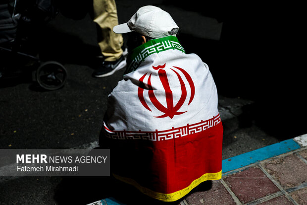 اجتماع حمایت از رزمندگان در مقابله با دشمن آمریکایی - صهیونی