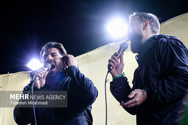 اجتماع حمایت از رزمندگان در مقابله با دشمن آمریکایی - صهیونی