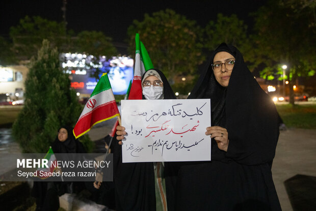 اجتماع  مردم کاشان  در حمایت از رزمندگان در مقابله با دشمن آمریکایی - صهیونی