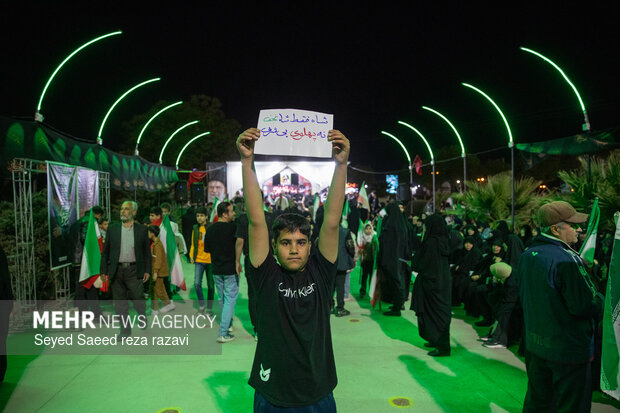 اجتماع  مردم کاشان  در حمایت از رزمندگان در مقابله با دشمن آمریکایی - صهیونی