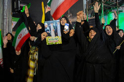 آغاز قرار سی و نهم مردم مشهد در هوای سرد