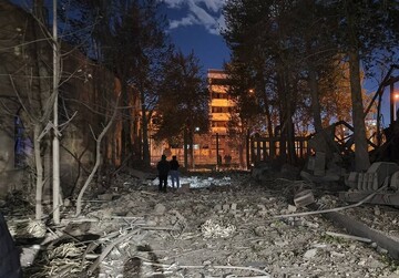 Zionist regime warplanes strike Sharif university