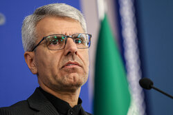 الجهاز الدبلوماسي جنباً إلى جنب مع القوات المسلحة في حفظ مصالح الشعب الإيراني