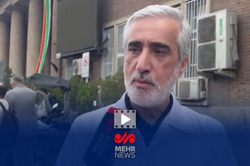 معاون وزیر بهداشت: فعلا نیازی به حضور پزشکان خارجی نیست