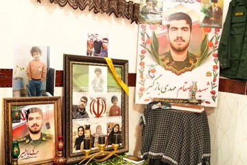 دیدار مسئول نمایندگی ولی‌فقیه در سپاه لرستان با خانواده شهیدان«بازگیر»