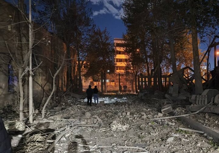 Zionist regime warplanes strike Sharif university