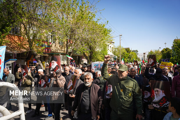 تشییع 2 شهید مدافع وطن در شیراز