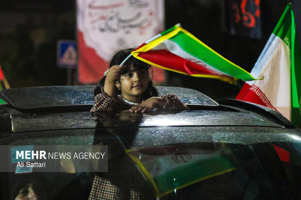 حضور خودجوش مردمی اصفهان در رژه خودرویی و موتوری