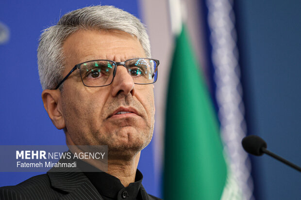 الجهاز الدبلوماسي جنباً إلى جنب مع القوات المسلحة في حفظ مصالح الشعب الإيراني