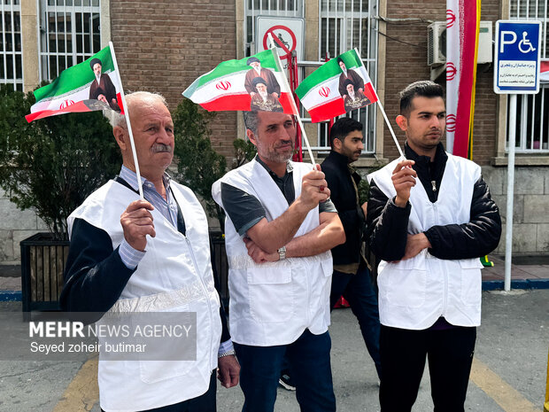 تجمع اعضای کادر درمان در محکومیت تجاوز آمریکا و رژیم صهیونیستی