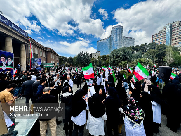 تجمع اعضای کادر درمان در محکومیت تجاوز آمریکا و رژیم صهیونیستی