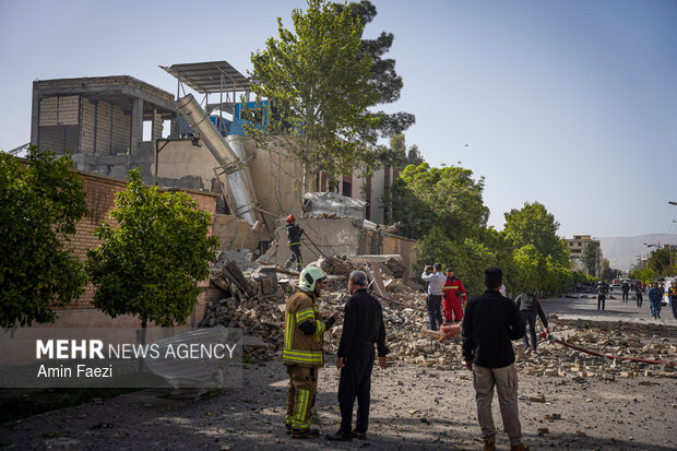 حمله دشمن دانشگاه صنعتی شیراز