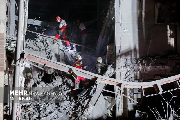 تجاوز آمریکایی- صهیونی به منطقه مسکونی در قم