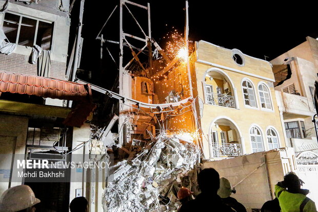 تجاوز آمریکایی- صهیونی به منطقه مسکونی در قم