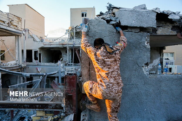 تجاوز آمریکایی- صهیونی به منطقه مسکونی در قم