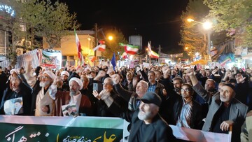 بارش باران هم مانع حضور شفتی ها در خیابان نشد