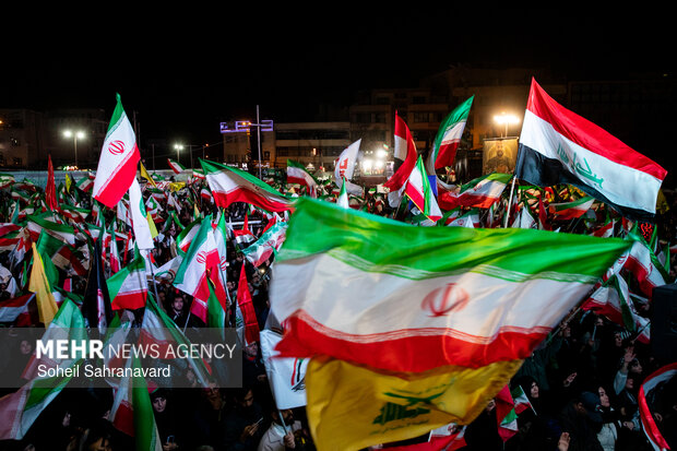 اجتماع حمایت از رزمندگان در مقابله با دشمن آمریکایی - صهیونی