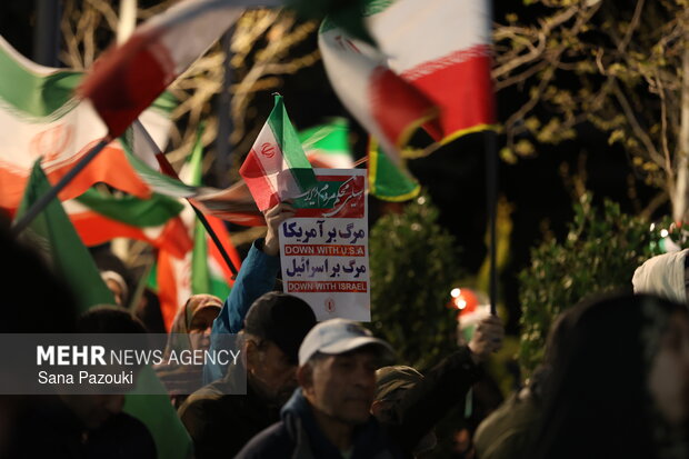 Tehraners denounce US-Israeli aggression against Iran
