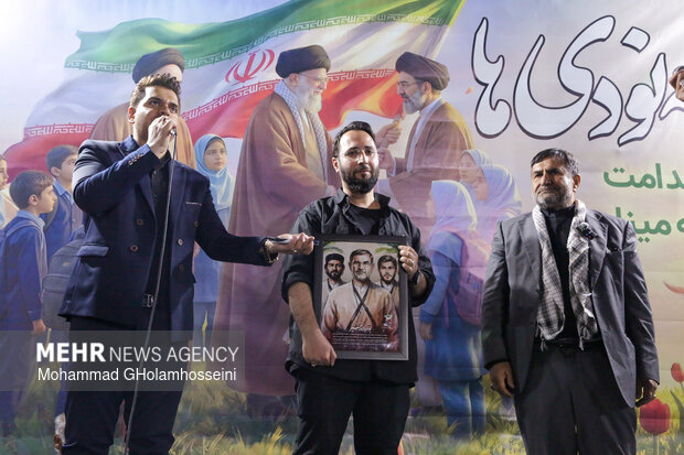 بیعت دهه نودی‌ها با امام امت در بوشهر