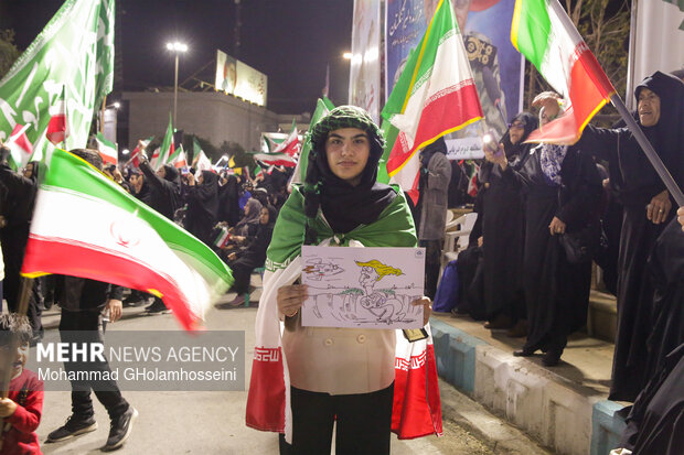 بیعت دهه نودی‌ها با امام امت در بوشهر