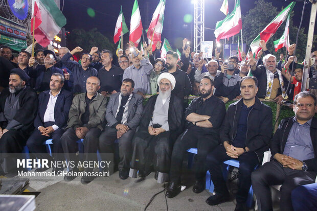 بیعت دهه نودی‌ها با امام امت در بوشهر