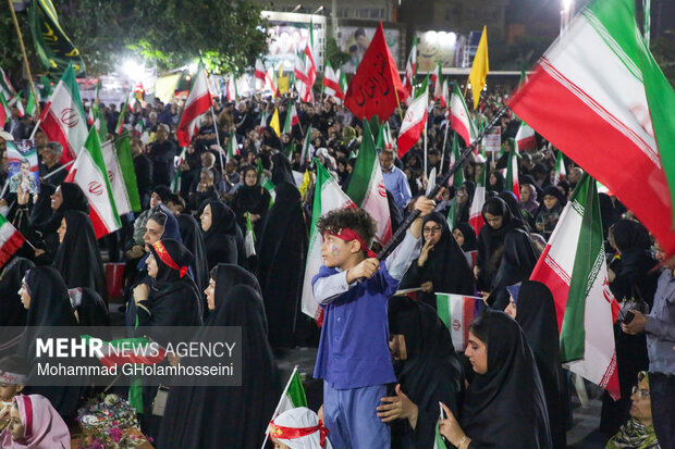 بیعت دهه نودی‌ها با امام امت در بوشهر