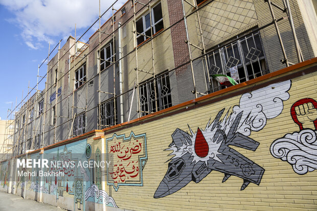 خسارت های وارد به مدرسه انقلاب اسلامی پردیسان قم در اثر حملات دشمنان