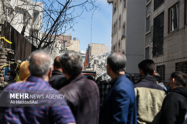İsrail ile ABD Tahran'daki bir Yahudi sinagogu yıktı