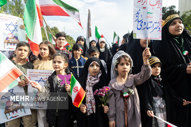 Minab School girls commemorated in Tehran after 40th day
