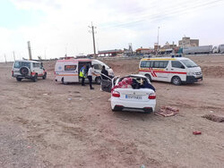 واژگونی ساینا در محور گرمسار-ایوانکی؛ ۴ سرنشین راهی بیمارستان شدند