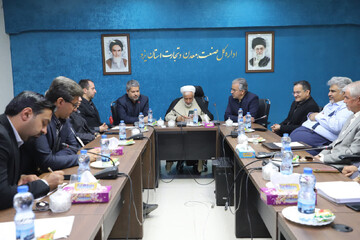 حسن پور: تولید کنندگان و صنعتگران مهمترین رکن تحقق شعار سال هستند