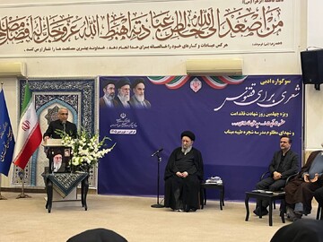 گلچین: هنرمندان روایت‌گر حقیقت جنایات جنگی در تاریخ باشند