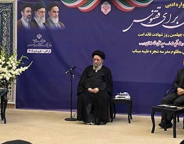 نورمفیدی: رسالت هنرمندان، ثبت ایستادگی ملت است