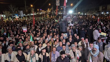 قرائت قرآن در شب چهلم تجمع یاسوجی ها