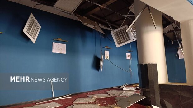 حملات جنایتکارانه دشمن آمریکایی- صهیونیستی به کتابخانه مرکزی خرم‌آباد