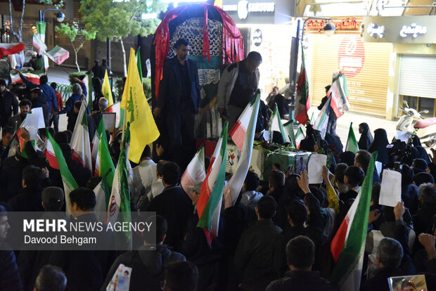 تشییع پیکر مطهر شهید حسین عشقی در مشهد