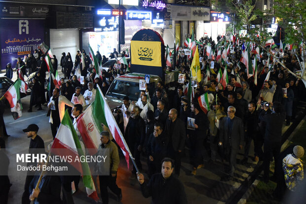 تشییع پیکر مطهر شهید حسین عشقی در مشهد