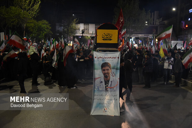 تشییع پیکر مطهر شهید حسین عشقی در مشهد