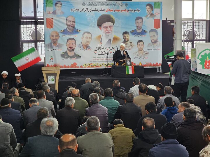 پورذهبی: شهدای جنگ رمضان و رهبر شهید نماد ایمان، ایثار و مقاومت هستند