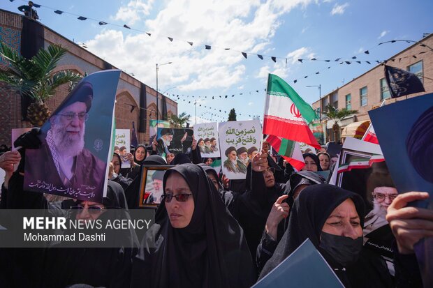 اجتماع بزرگ اربعین رهبر شهید انقلاب در اردبیل