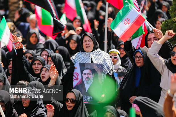 اجتماع بزرگ اربعین رهبر شهید انقلاب در اردبیل