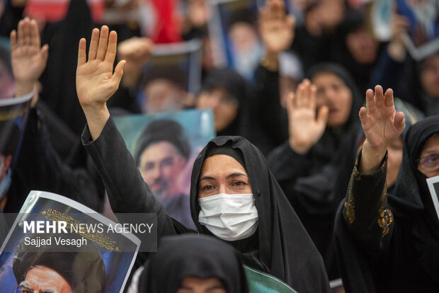 مراسم چهلم امام شهید در همدان