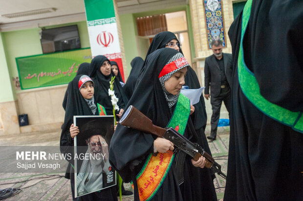 مراسم چهلم امام شهید در همدان